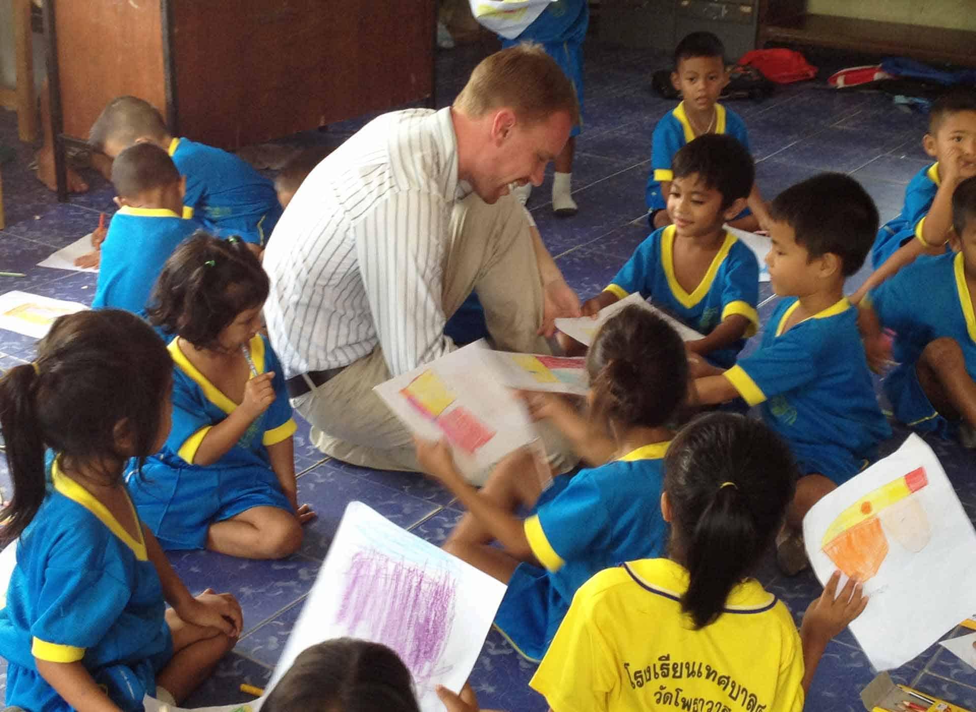Experiencing English cultural immersion during a study trip abroad